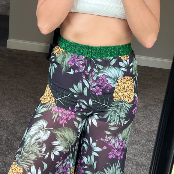 Vestire - Alegrias Flared Pants - Picture 4 of 4